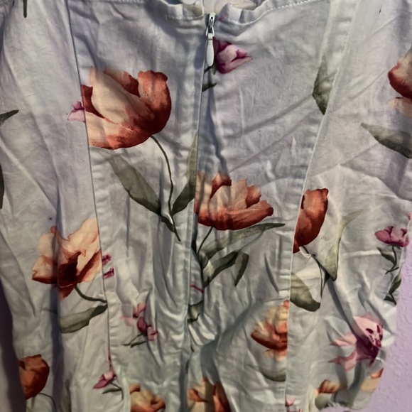 Forever 21 size small short romper set - Picture 3 of 3